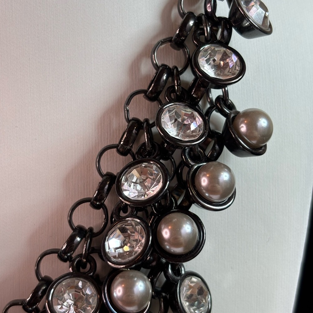Sophisticated Black And Silver Statement Necklace - image 5